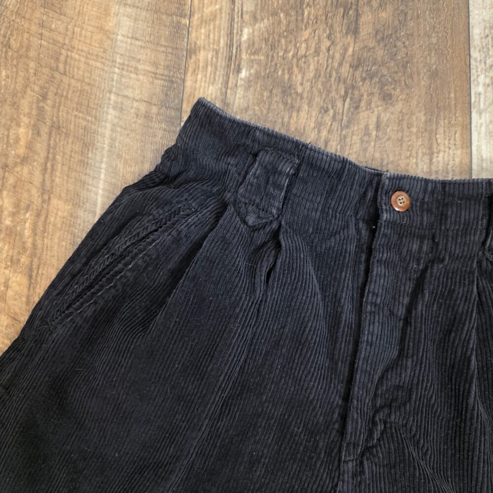 27.5 Waist Vintage Pleated Shorts Corduroy Black High Rise Dark Academia - Picture 5 of 6